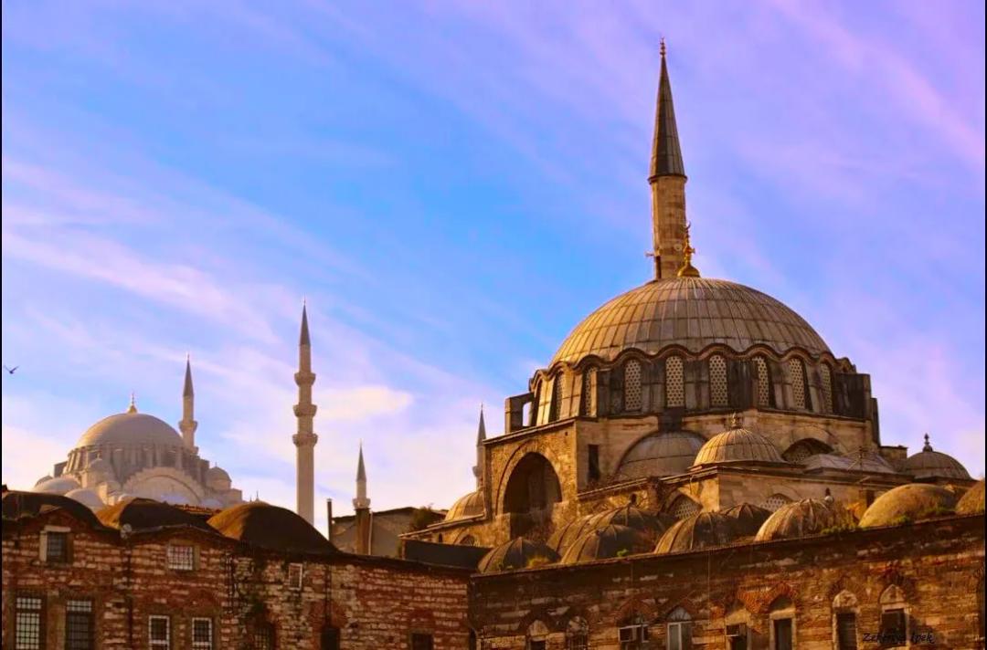 Thumbnail Image from the Rustem Pasha Mosque blog post