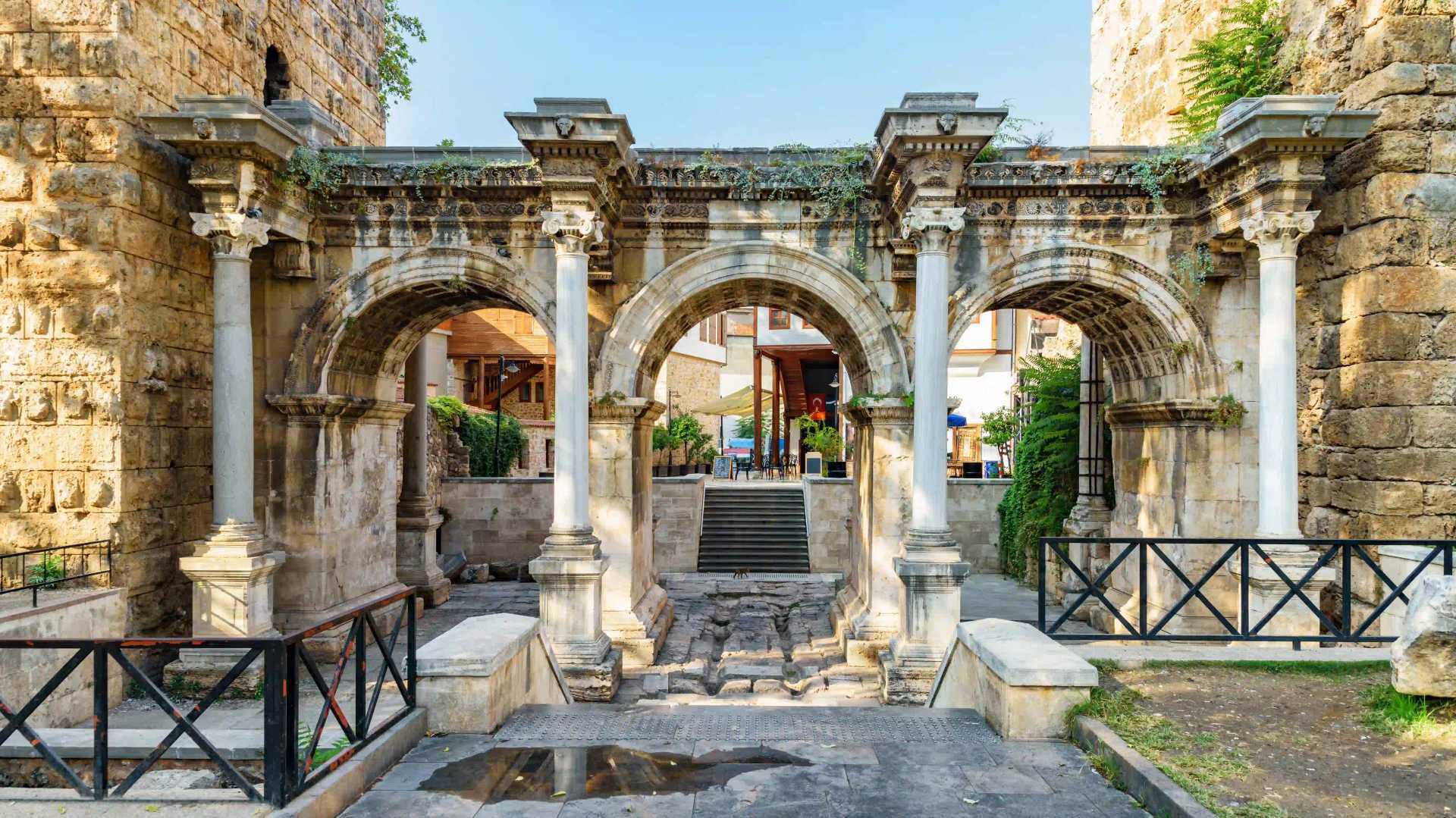 Hadrian Gate - Antalya