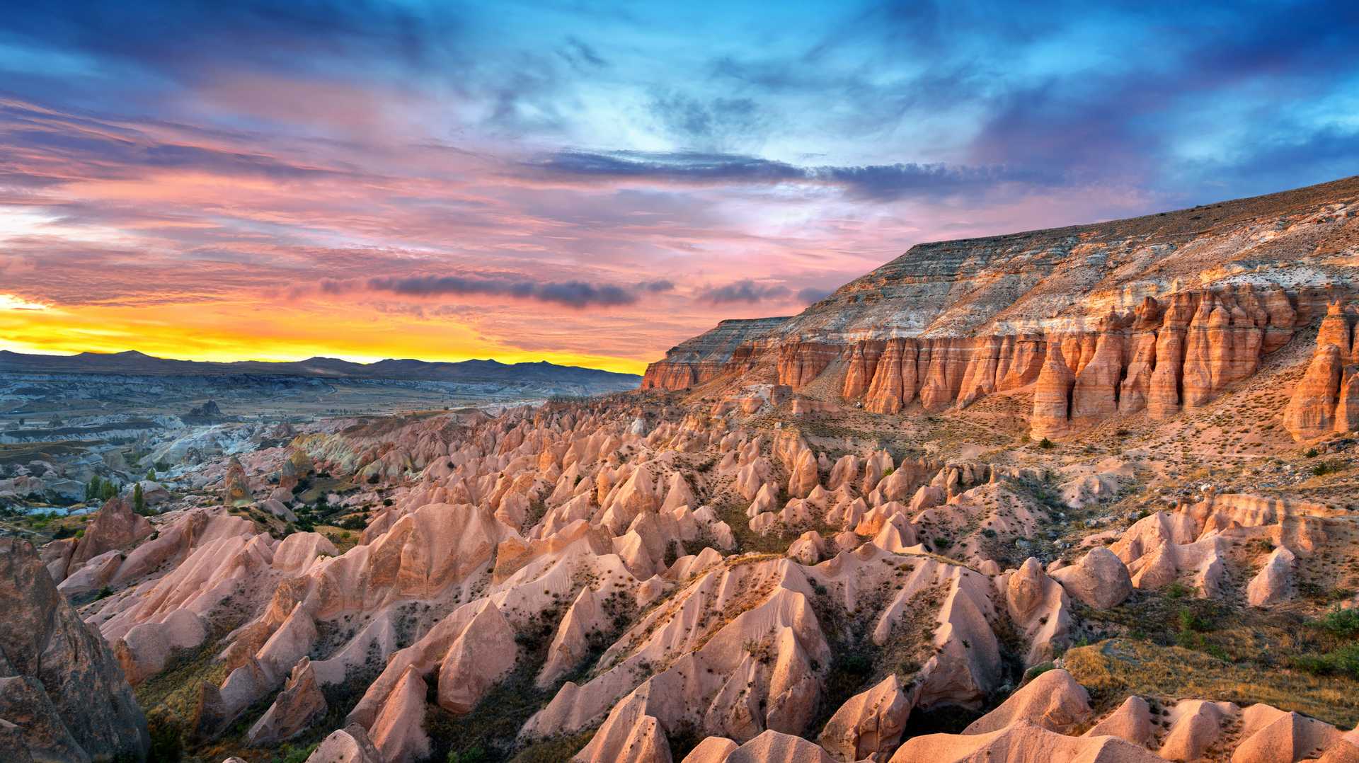 Sunset in Red Valley