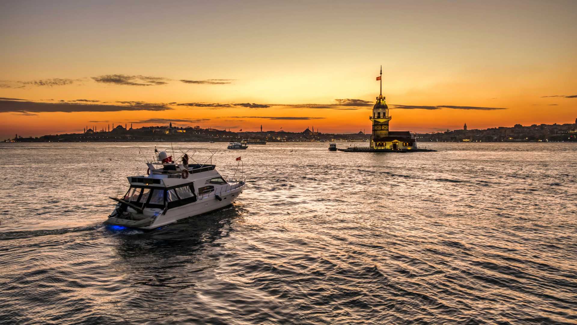 Bosphorus cruise during sunset